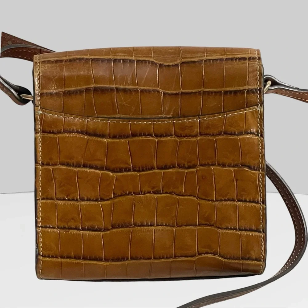 Dooney & Bourke Leather Croco print crossbody brown purse, magnetic flap